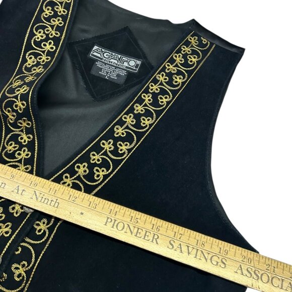 NWOT Vintage Agapo Black Suede Leather Vest W/ Gold Embroidery Size Large - Picture 5 of 6
